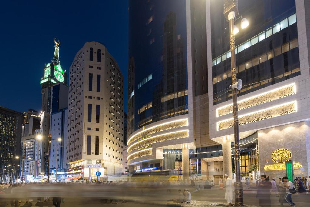 Emaar Grand Hotel - Tap to explore photos