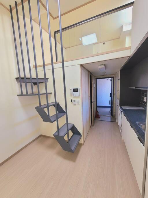 Pantry House -Cozy Loft- 6 Min from Suyu Station Line 4