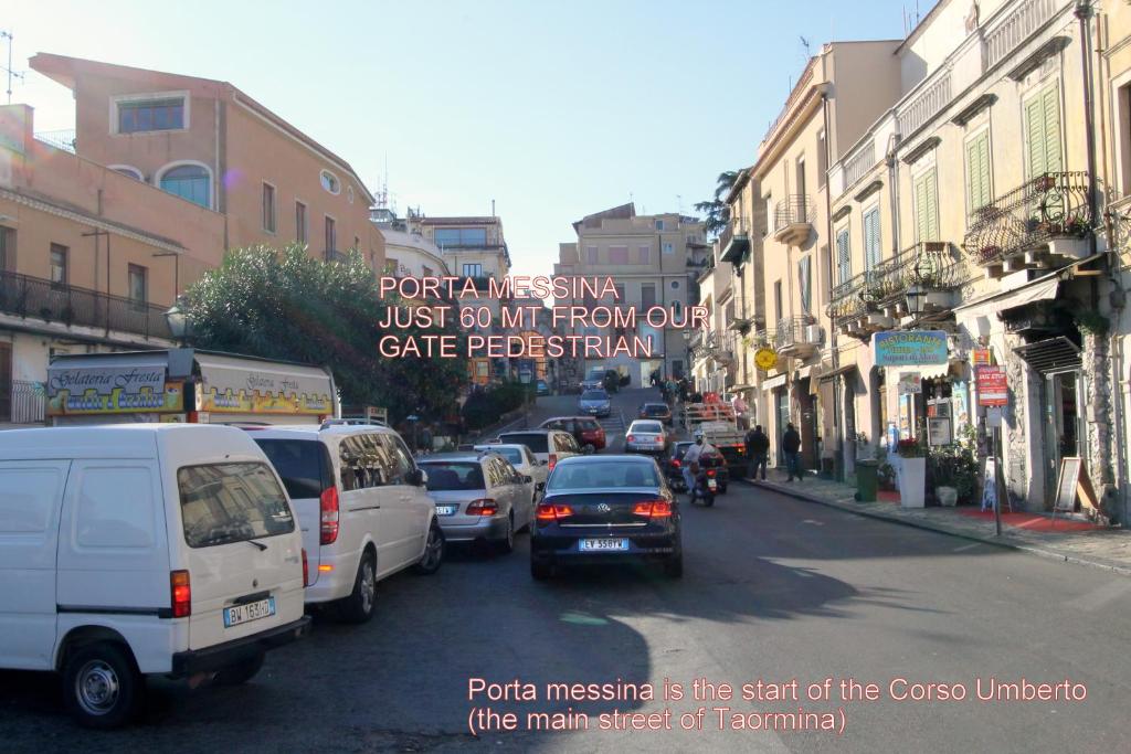 Taormina Panoramic Apartment - Taormina Holidays - Tap to explore photos