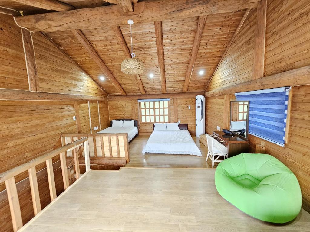 Tree Story Pension