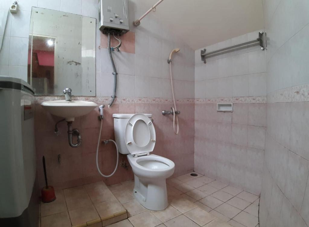 Villa kota bunga puncak bogor 2 kamar ada ac & water heater photo 2