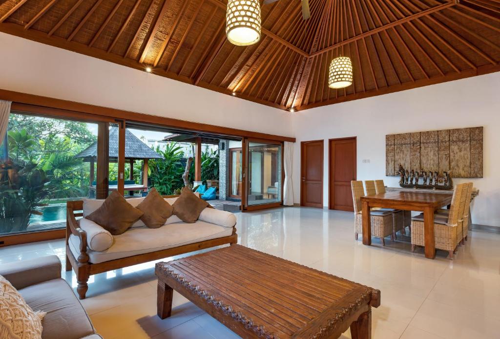 Villa Songo Umalas - Tap to explore photos
