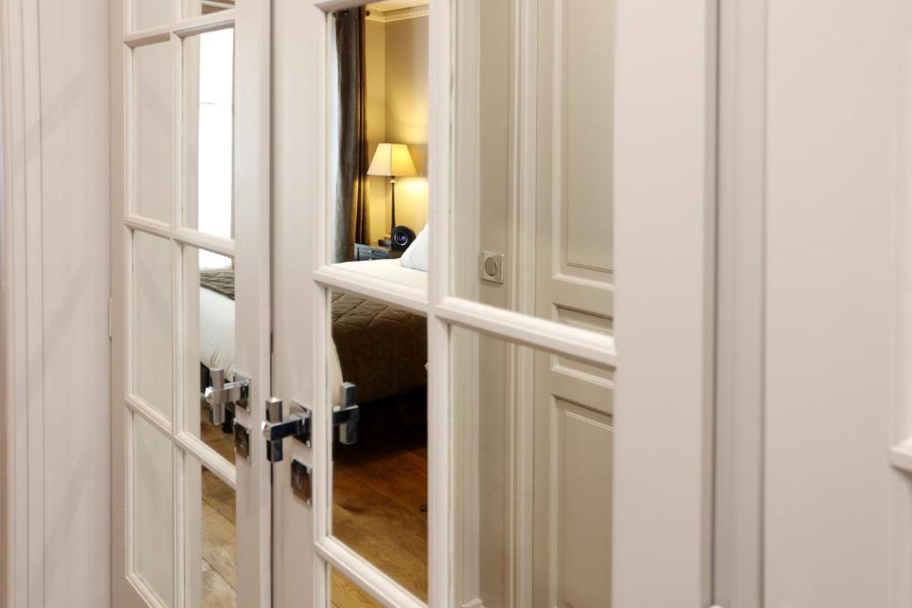 Сьюит (Суперлюкс), Hotel Saint-Louis Pigalle