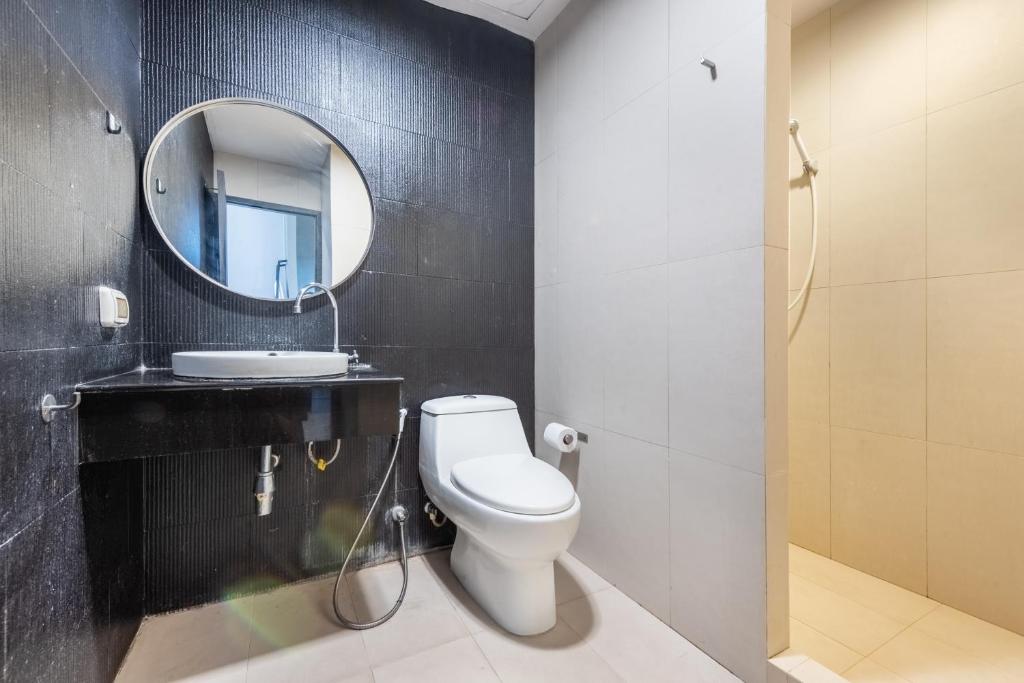 Shin Muffin ABAC Bangna Room Type - Superior Double Room