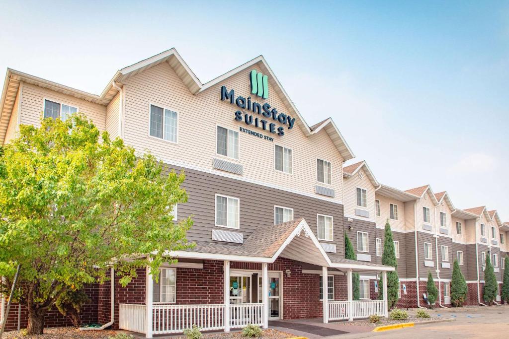 MainStay Suites Fargo - I-94 Medical Center image
