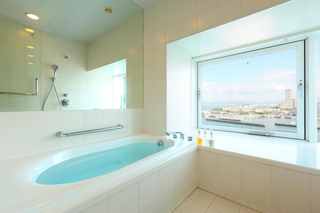 Hotel Marinoa Resort Fukuoka photo 2