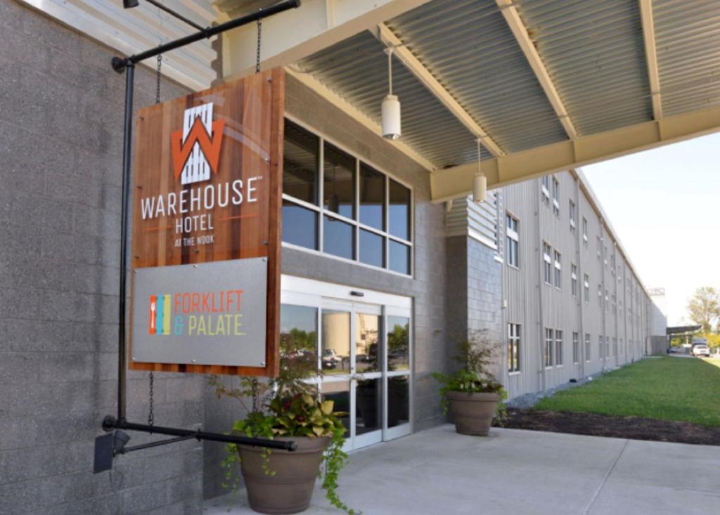 Warehouse Hotel image
