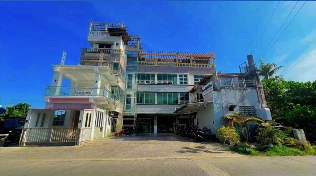 Queen Maricel Inn, Baras, Catanduanes