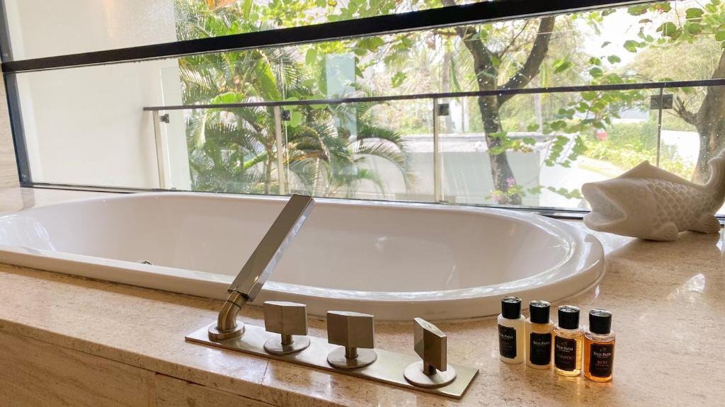 Entire 3 Bedroom Beachfront Villa Danang