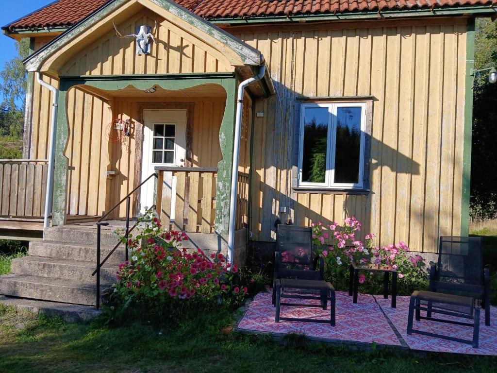 Charmigt hus på landet nära till bad, Stromstad