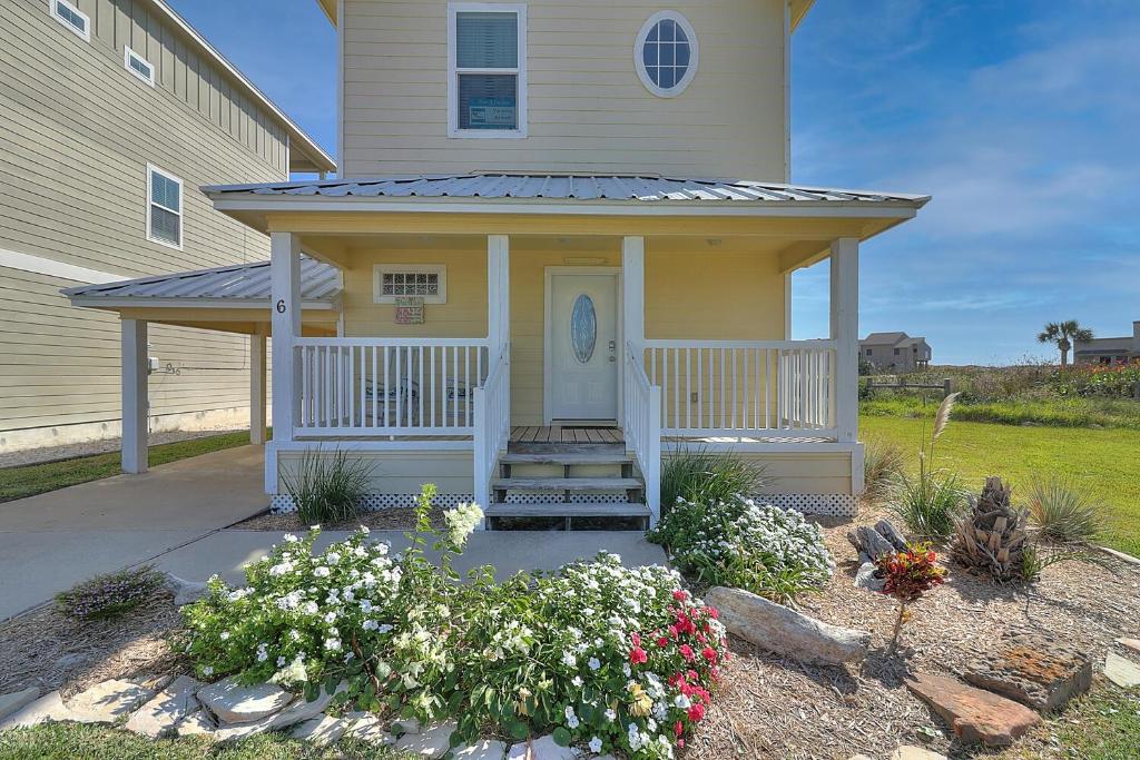 Buttercup Cottage 6BV image