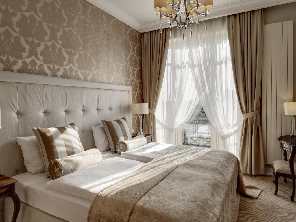 Rezydencja Luxury Hotel Bytom Piekary Śląskie photo 2