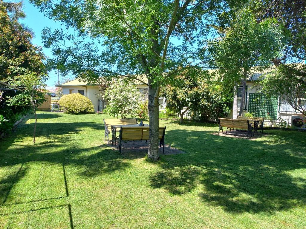 Lakes Entrance Holiday Units photo 4