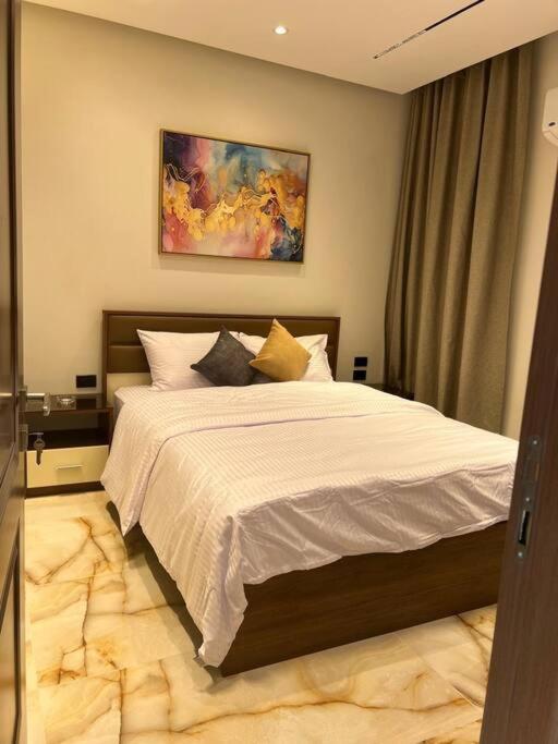 Majestic Comfort Elite Suite in Dokki1 - Tap to explore photos