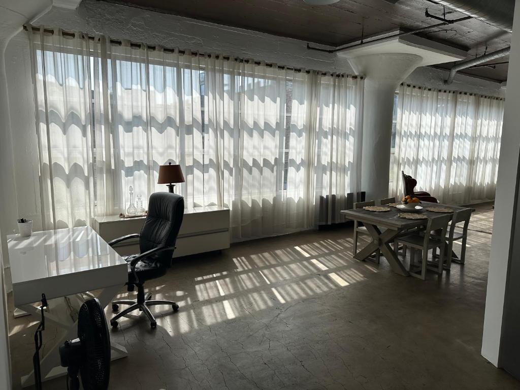DT Airy Loft image