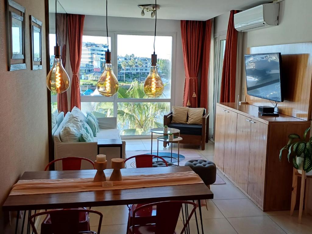 Apart , DEPARTAMENTO CONDOMINIO BAHIA GRANDE NORDELTA CON BALCÓN Y VISTA A LA Bahia photo 3