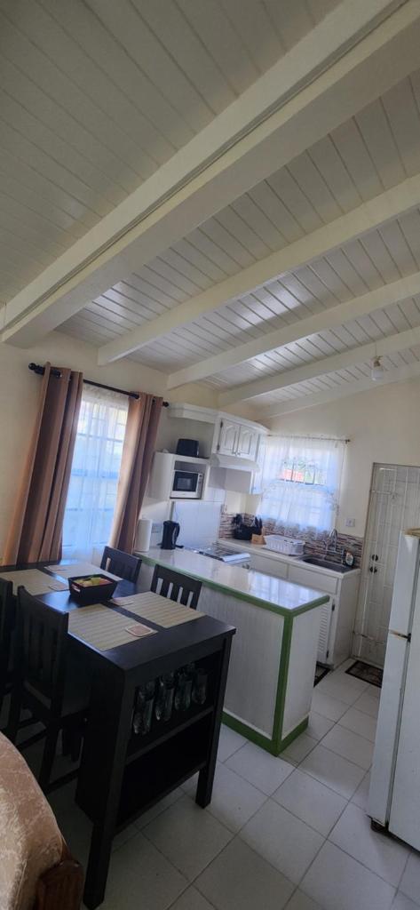 Belleview Cozy Cottage photo 3
