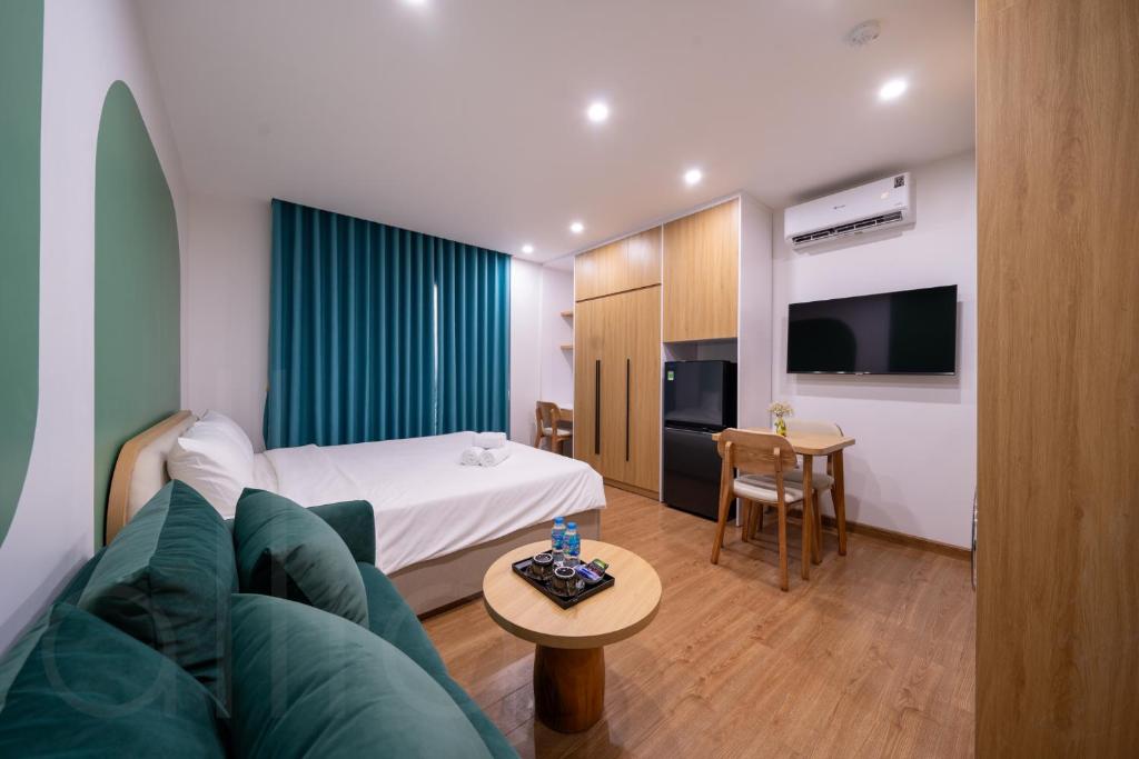 Moonlit Serviced Apartment