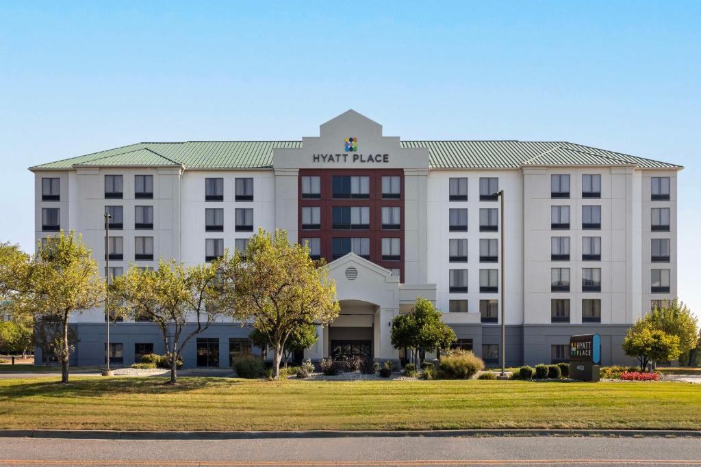 Hyatt Place Utica image