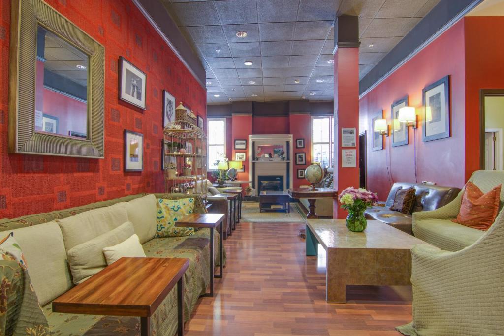 Adelaide Hostel image