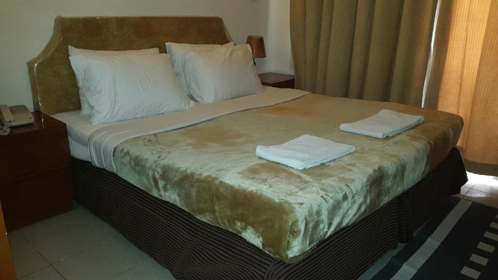 Студио (Двухместный номер-студио Делюкс с 1 кроватью), Апарт-отель AL Raien Hotel Apartment