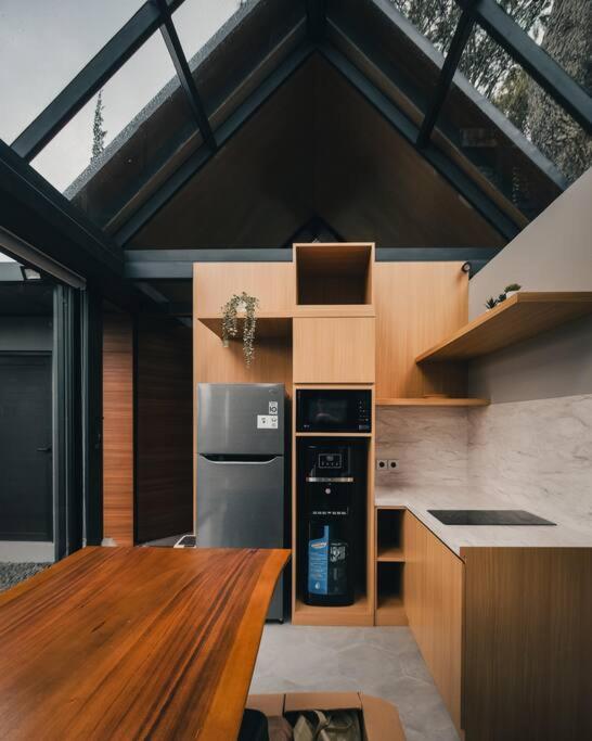 Cottonwood Cabin Villa A Triniti Lembang photo 2