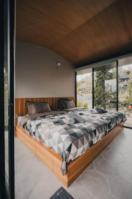 Cottonwood Cabin Villa A Triniti Lembang photo 3