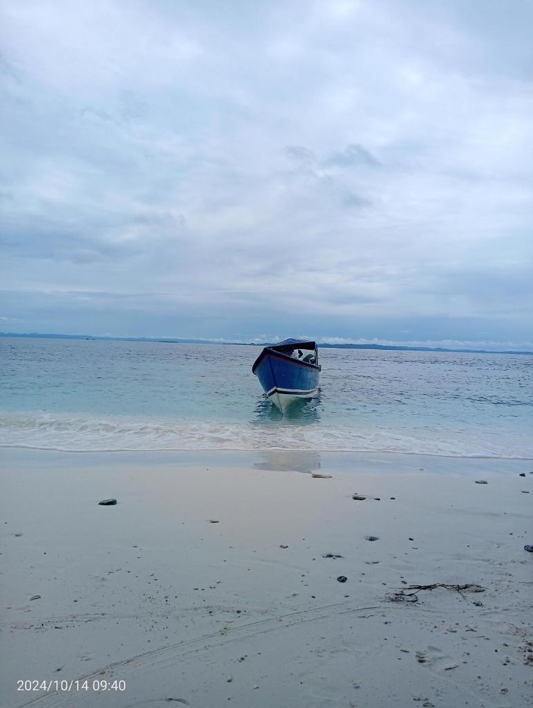 Wainai Homestay - Tap to explore photos