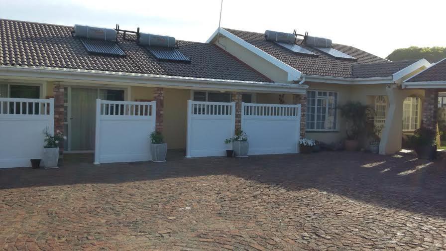 93 On Main Self Catering photo 3