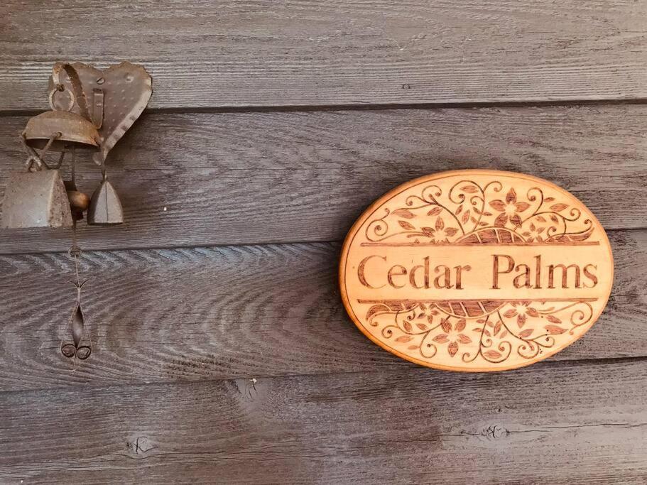Cedar Palms Pet friendly close to red rocks beach photo 2