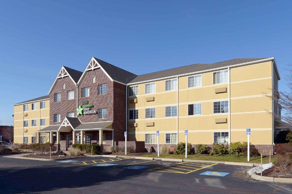Extended Stay America Suites Providence Airport image