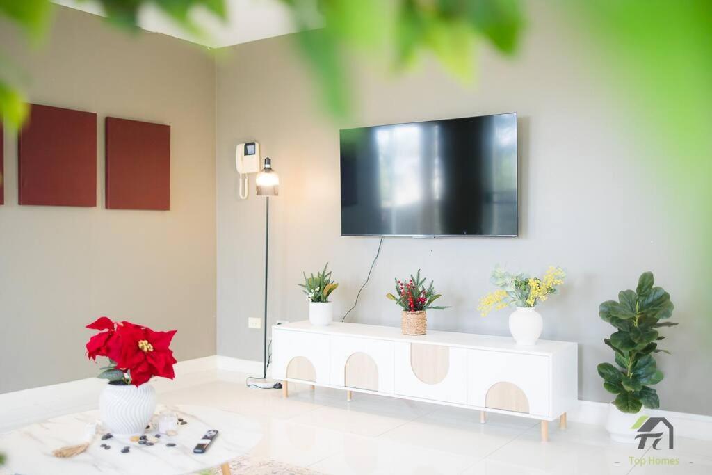 Entire 3 bedrooms Townhouse in Baulkham Hills photo 2