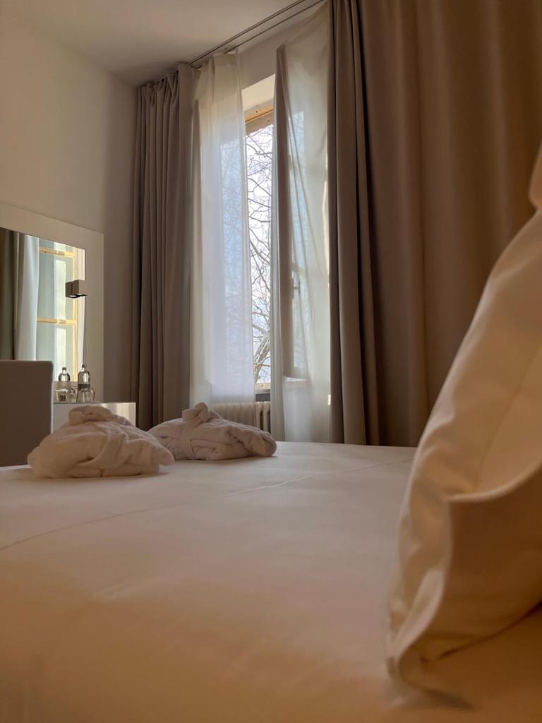 Hotel Castello di Santa Vittoria - Tap to explore photos