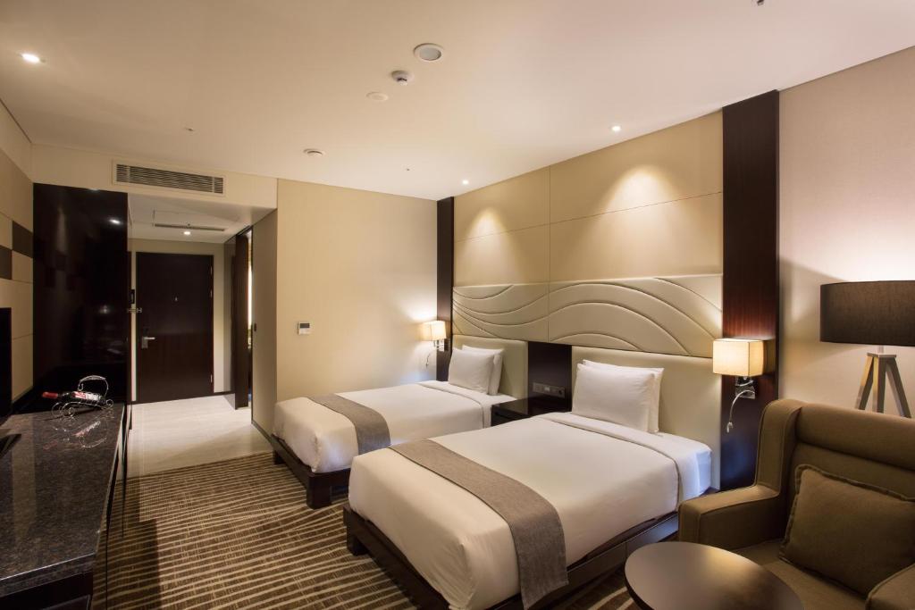 I Square Hotel photo 4