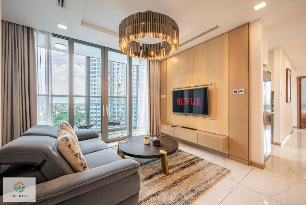 Landmark 81 Holiday Inn