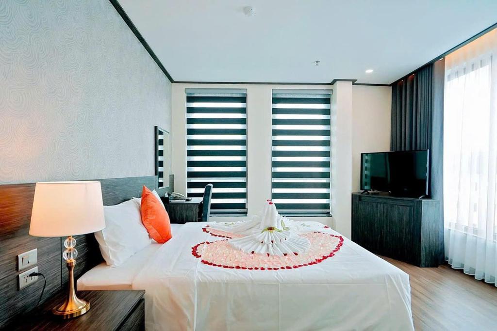 The One Ha Long Hotel