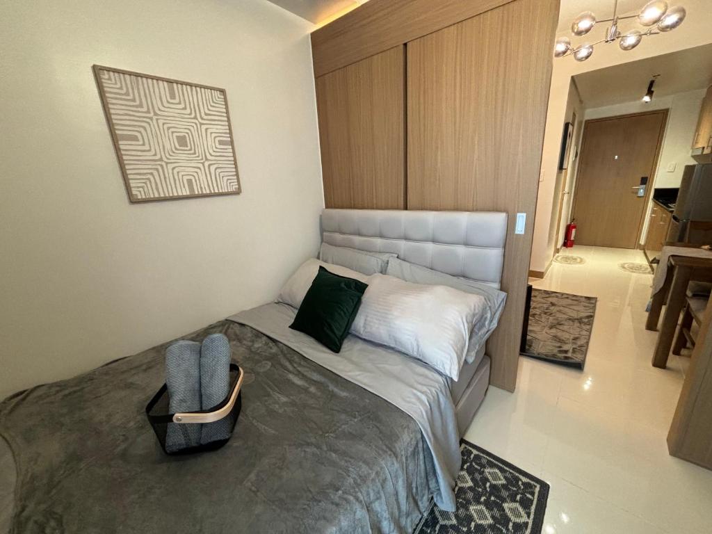 Cozy Space in Makati - Margareth Suite