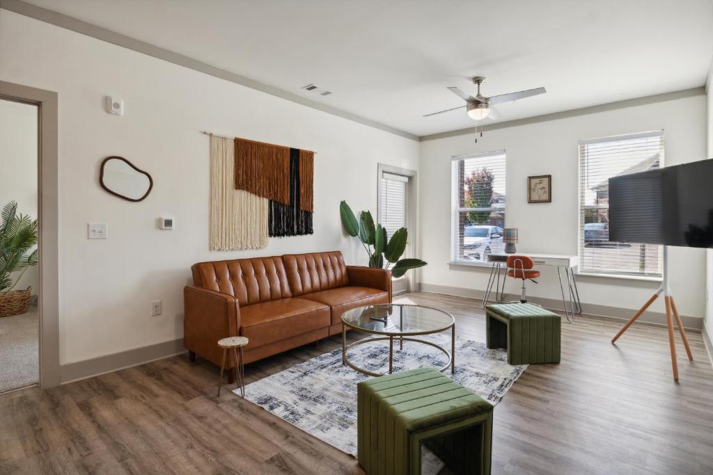 Overlook 5106 I Resort Style Living I Parking image