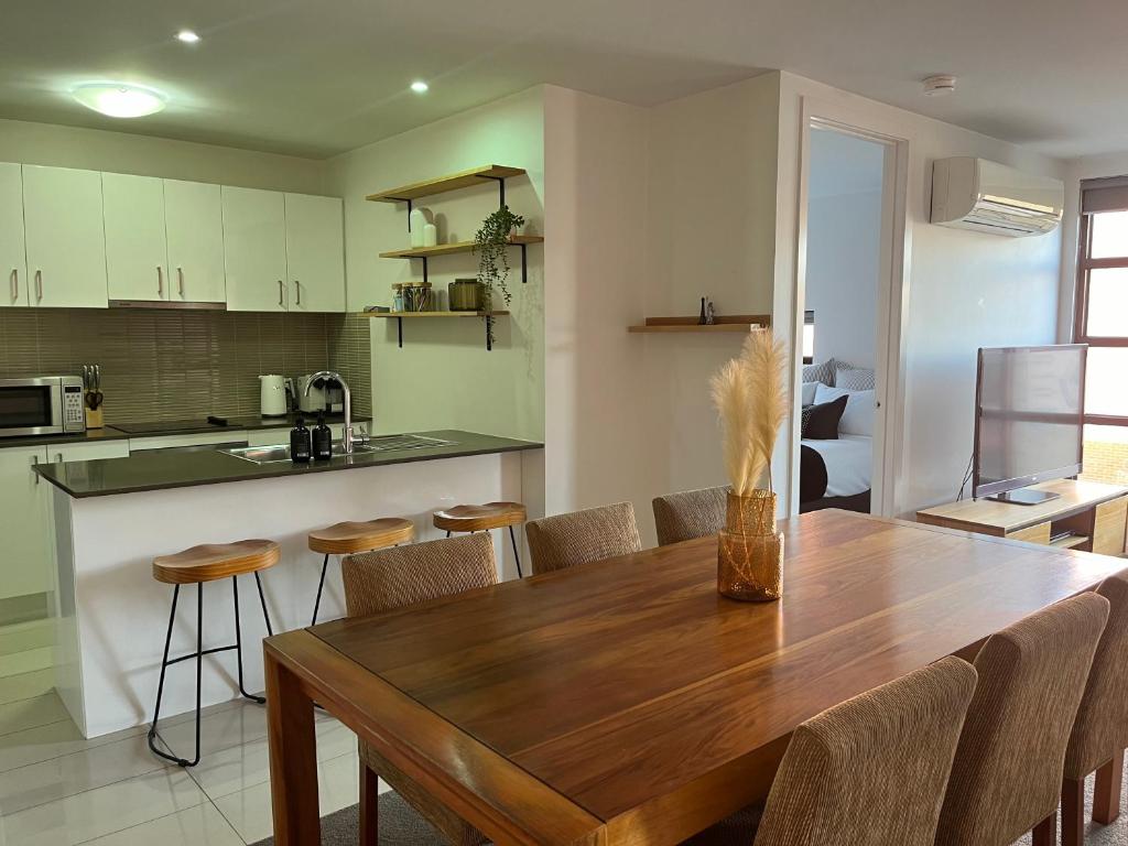 Modern apartment in Central Geelong! photo 4