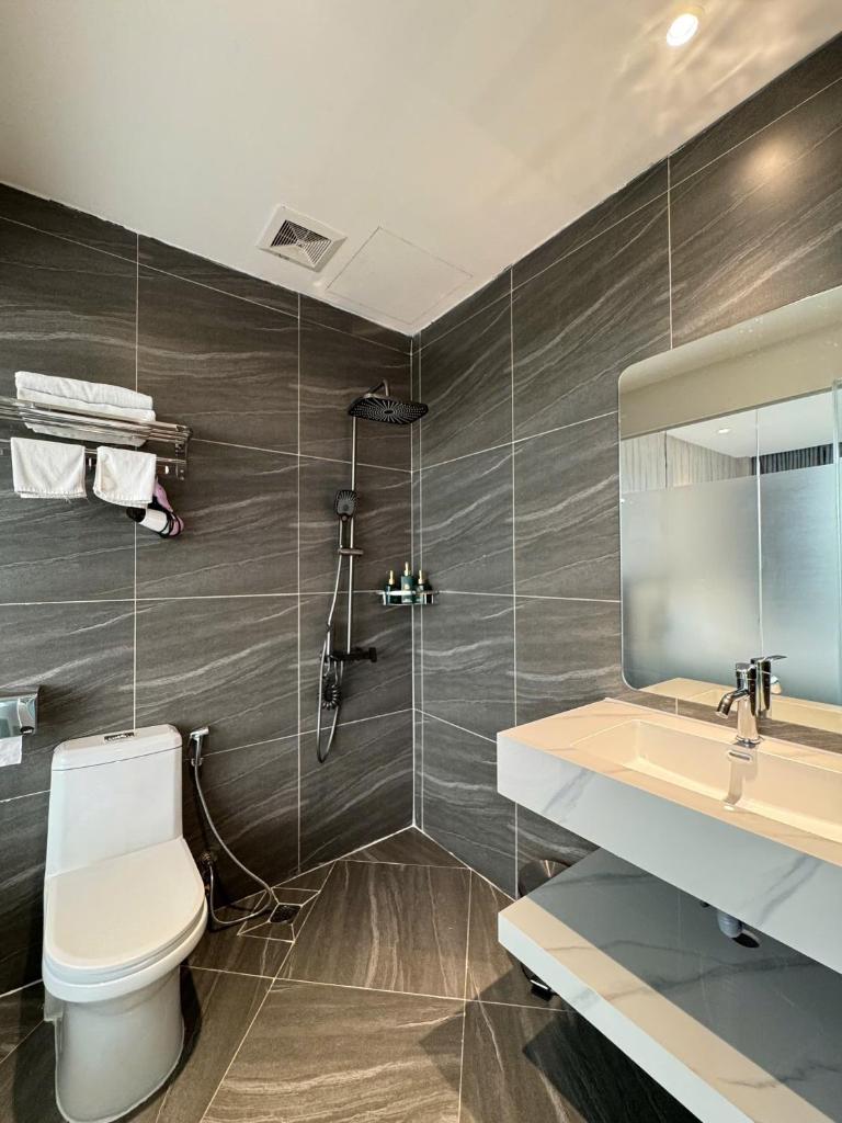 Moon West Lake Serviced Apartment