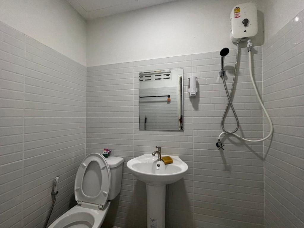 Haiya Guesthouse room 2 - Private Bathroom Outside the Room - Tap to explore photos