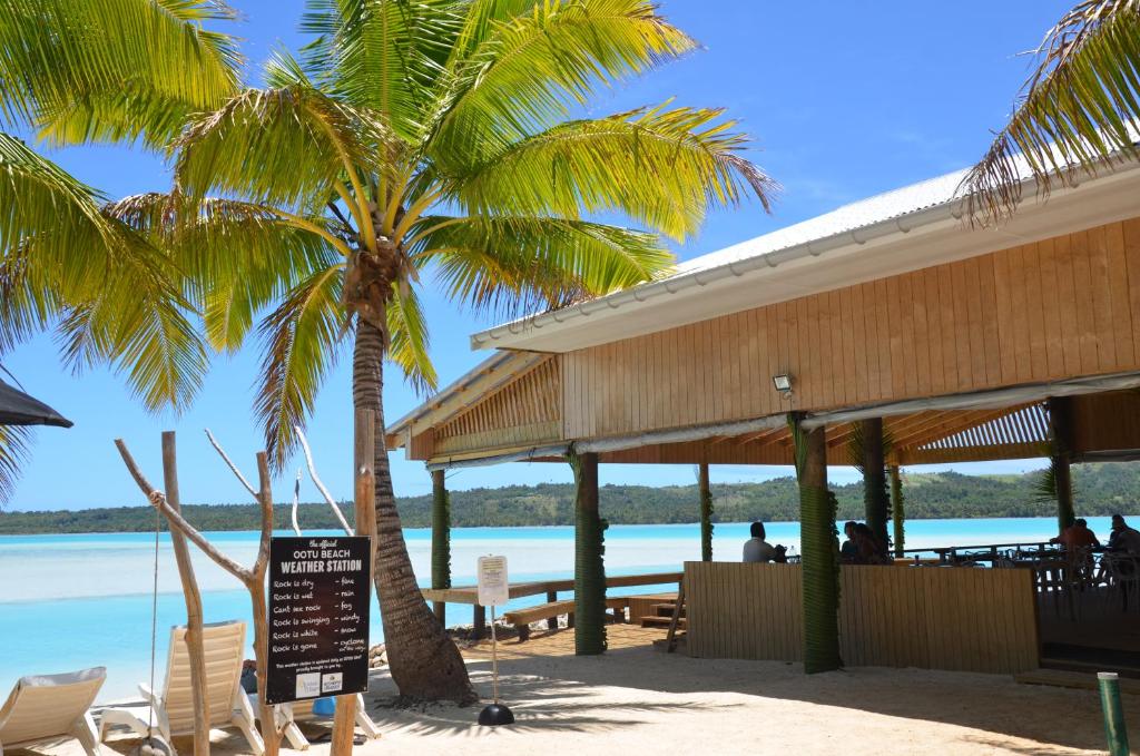 Aitutaki Village photo 2
