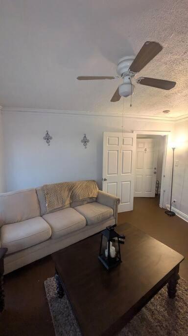 Chic All Inclusive Apartment image