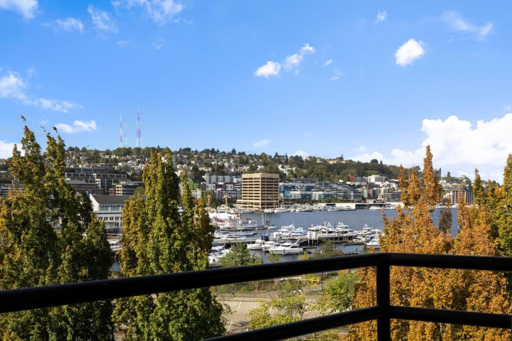 Residence Inn by Marriott Seattle Downtown/Lake Union image