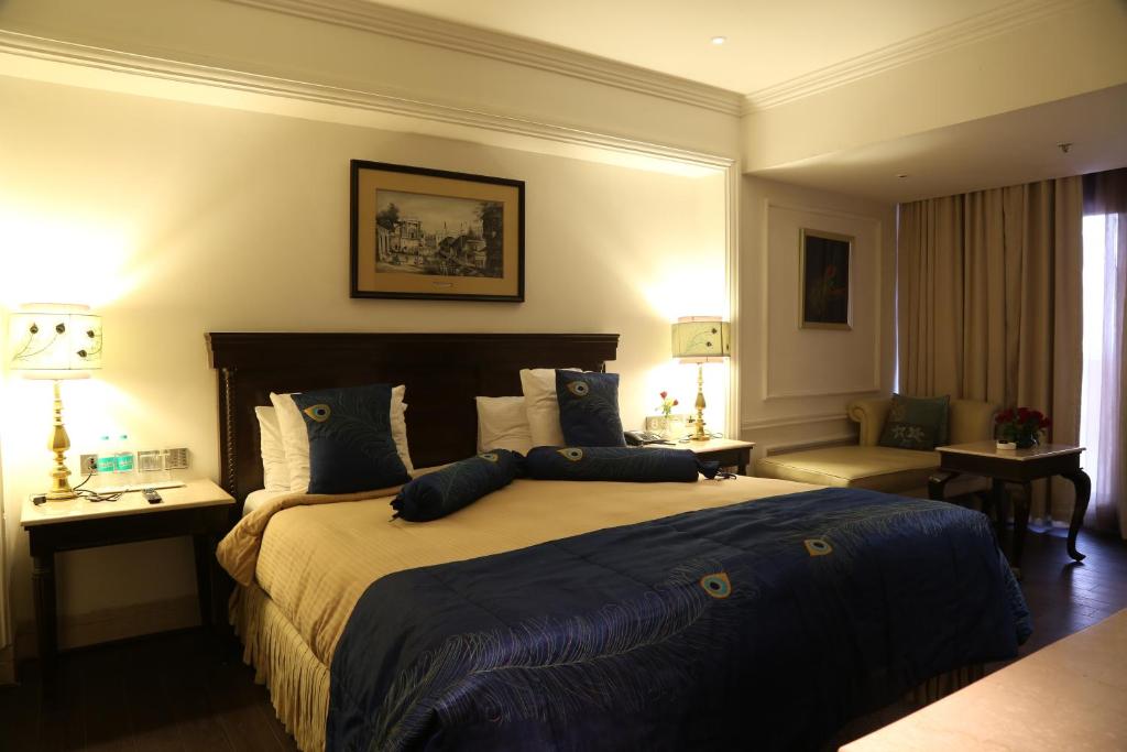 Сьюит (Mini Deluxe Suite -  Early Check-In & Late Check-Out: Subject to Room Availability.,  20% Discount on food and Soft Beverage), The Ashok, New Delhi