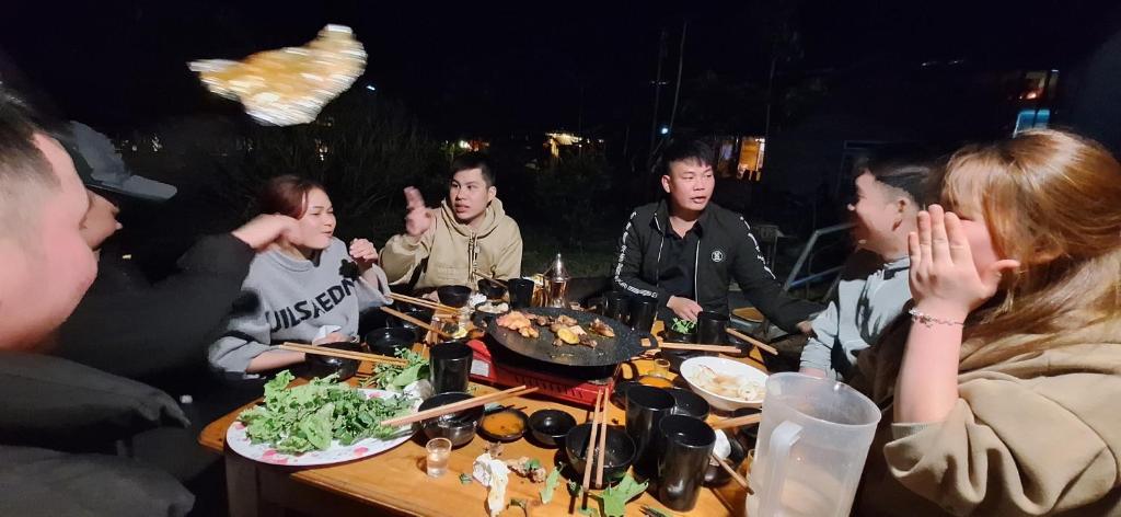 A Sên Homestay Làng Hmong Pả Vi