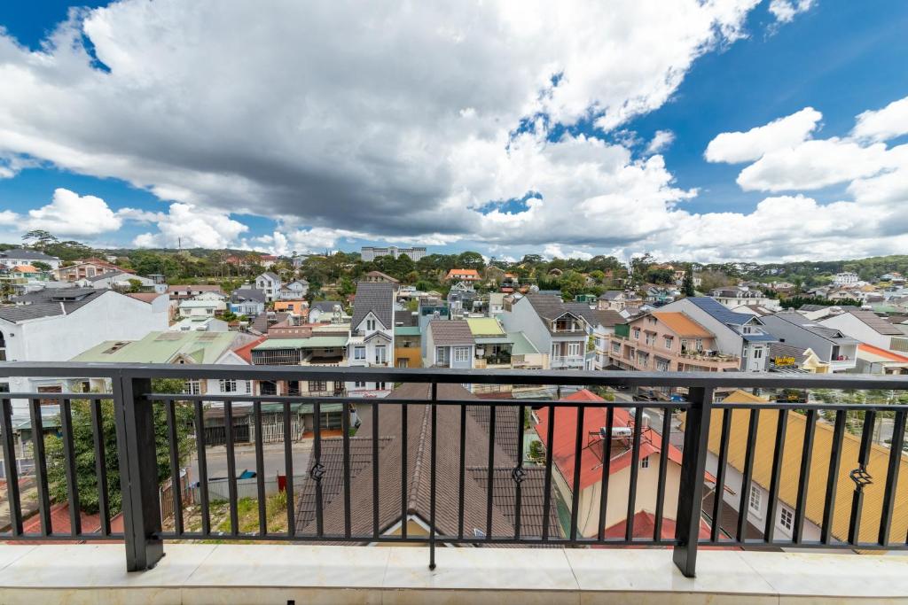 AHA Xuan Truong Hotel