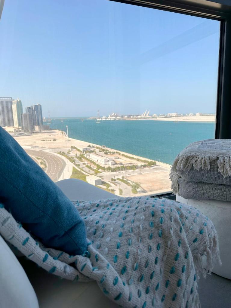 The Blue city - KING Bed photo 4