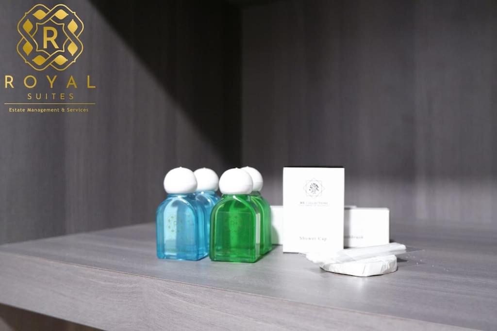 Royal Suites Studio 26RU - Citra Plaza Nagoya Apartment - Tap to explore photos
