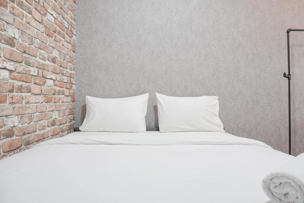 Cozy Stay 2BR at Serpong Garden Apartment By Travelio